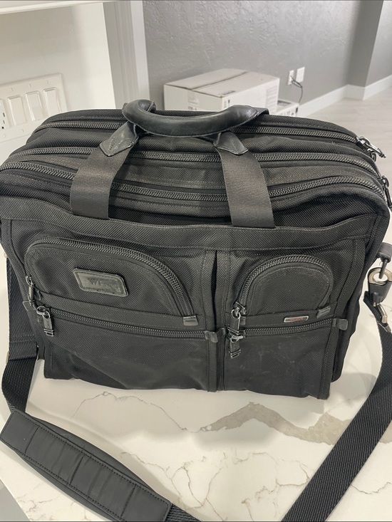 Tumi Other - Black Men's TUMI Professional Laptop Briefcase